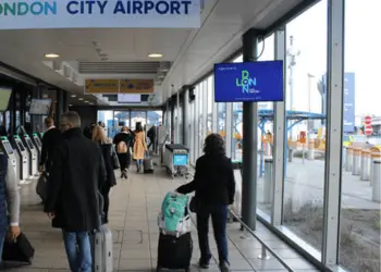 London City Airport Transfers in Feltham